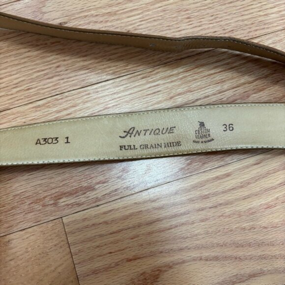 Antique ull rain eather ade n anada elt - Picture 5 of 11